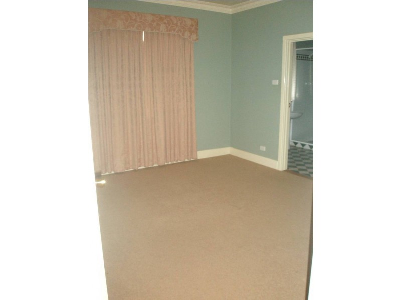 111 Chidlow Street, Northam WA 6401