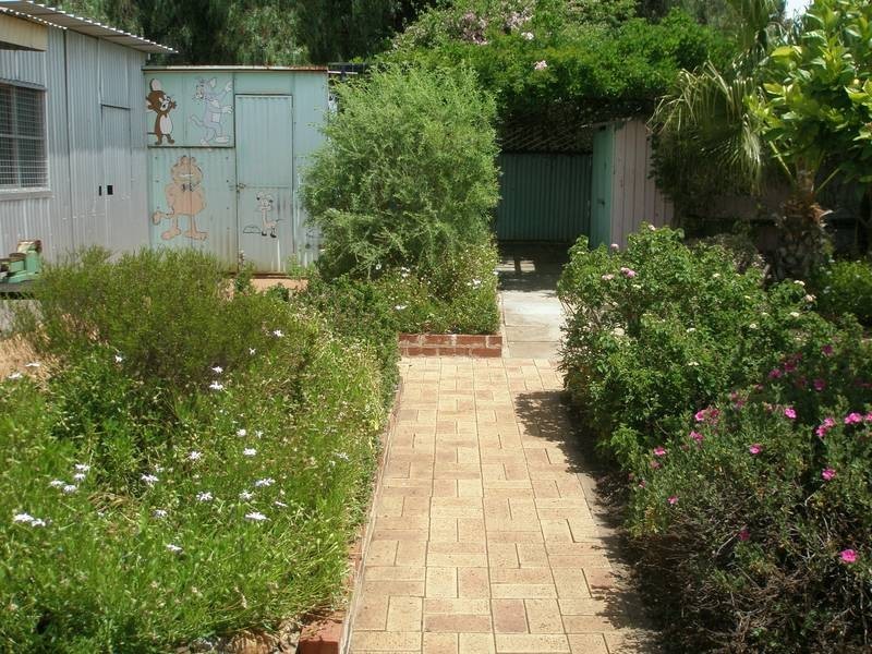 24 Charles Street, Northam WA 6401
