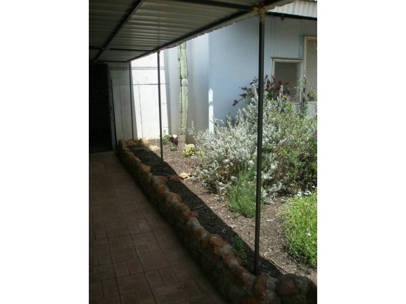 24 Charles Street, Northam WA 6401