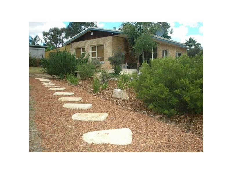 24 Gibbings Street, Northam WA 6401