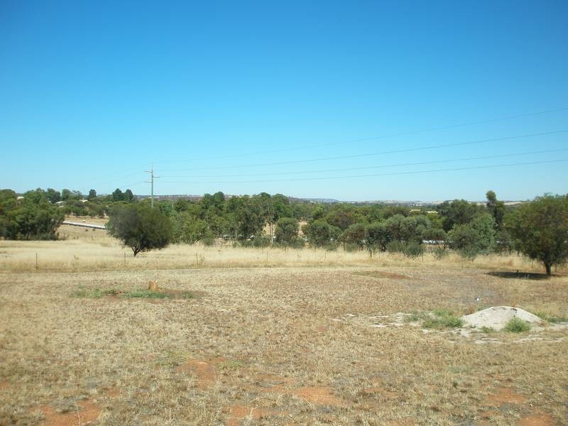 125 Woodley Farm Drive, Northam WA 6401