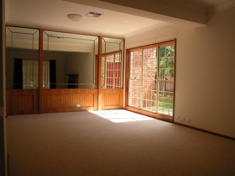 4 Killarney Court, Mcgraths Hill NSW 2756