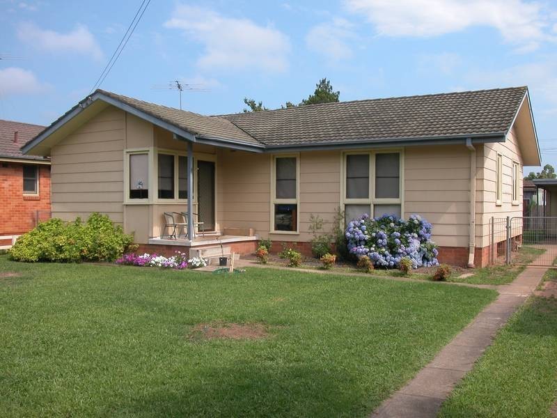 3 Douglas Street, Richmond NSW 2753