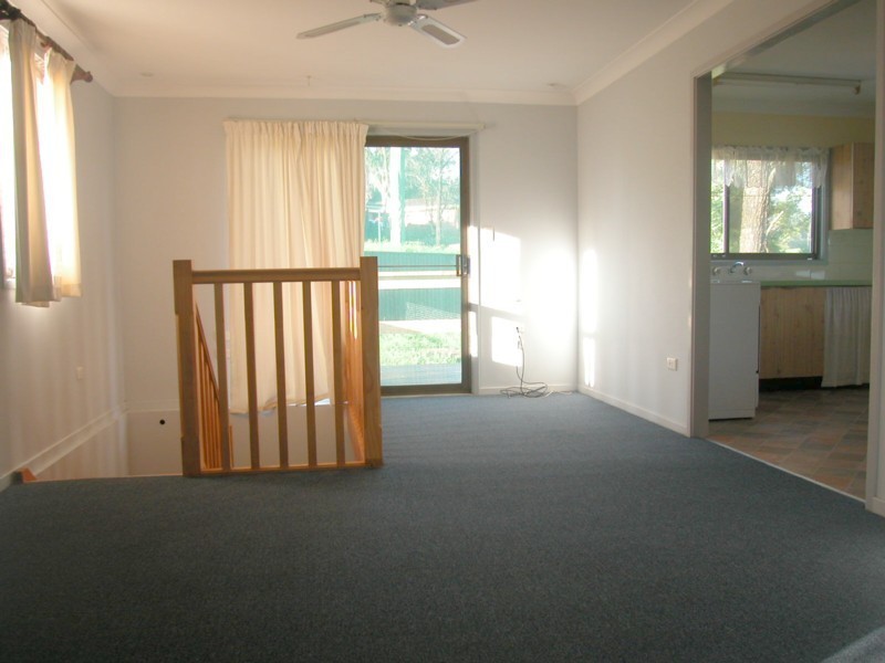 1 Chestnut Drive, Glossodia NSW 2756