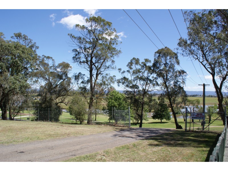 1 McQuade Avenue, South Windsor NSW 2756