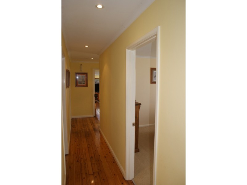 12 Carmen Place, Freemans Reach NSW 2756