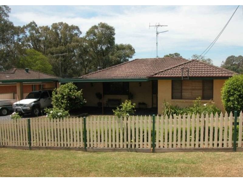 14 Grand Parade, Glossodia NSW 2756