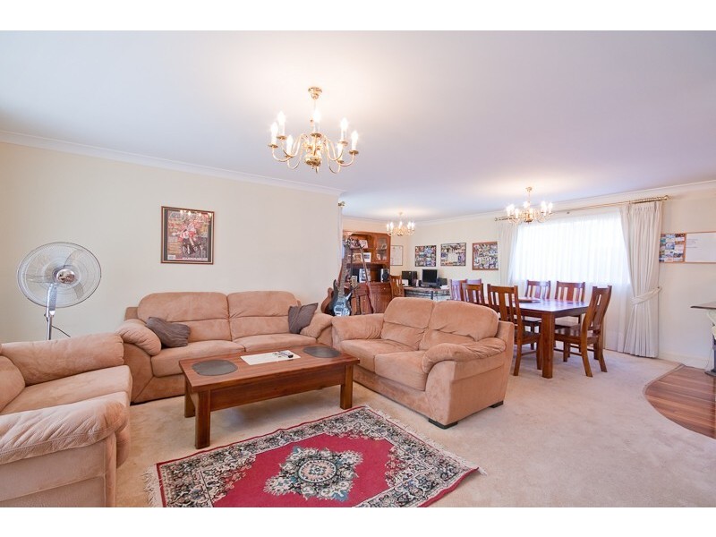 2/10 Arndell Street, Windsor NSW 2756