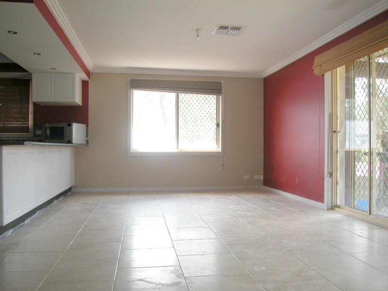 14 Dorothy Street, Freemans Reach NSW 2756