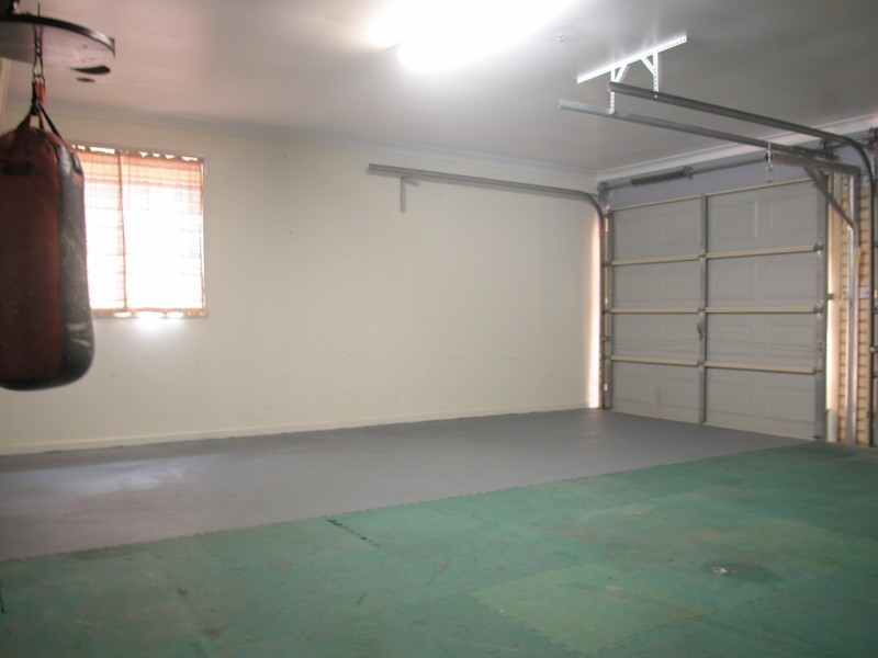 10 Woburn Place, Glenmore Park NSW 2745