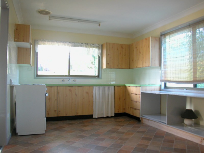 1 Chestnut Drive, Glossodia NSW 2756