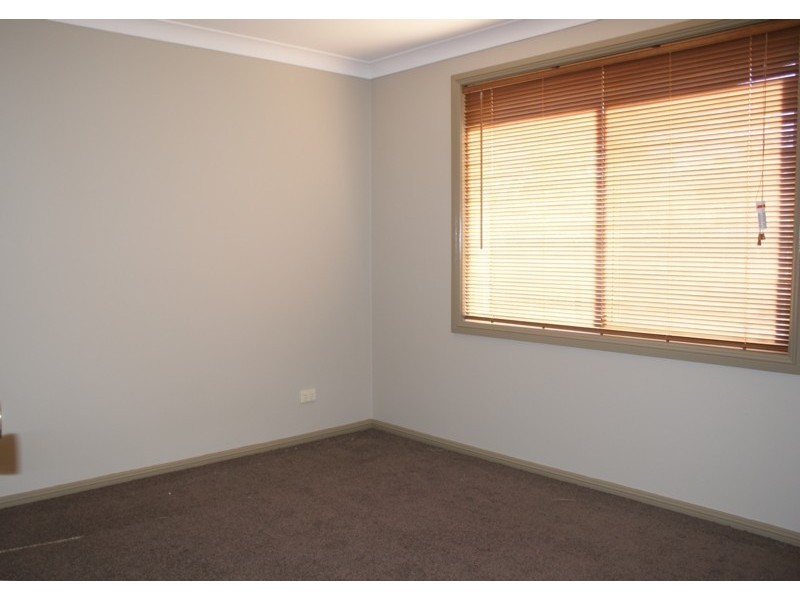 2/61 Porpoise Crescent, Bligh Park NSW 2756