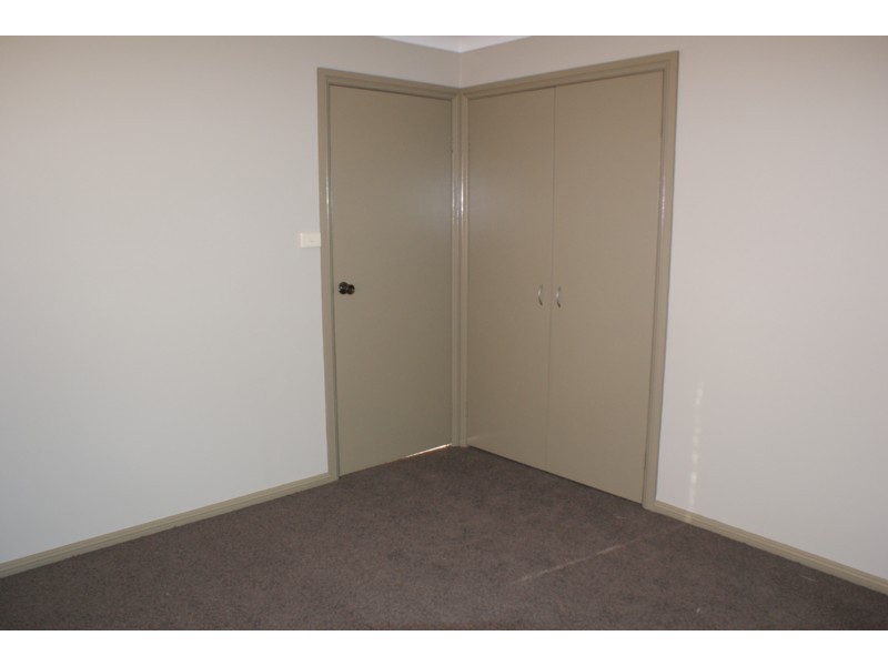 2/61 Porpoise Crescent, Bligh Park NSW 2756