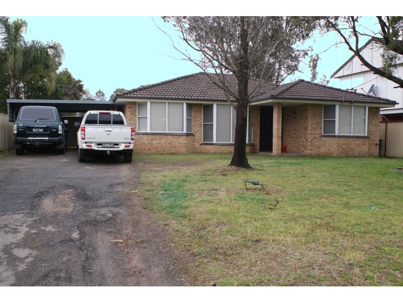 125 Golden Valley Drive, Glossodia NSW 2756