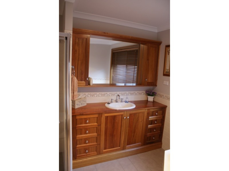 25 Cliff Road, Freemans Reach NSW 2756