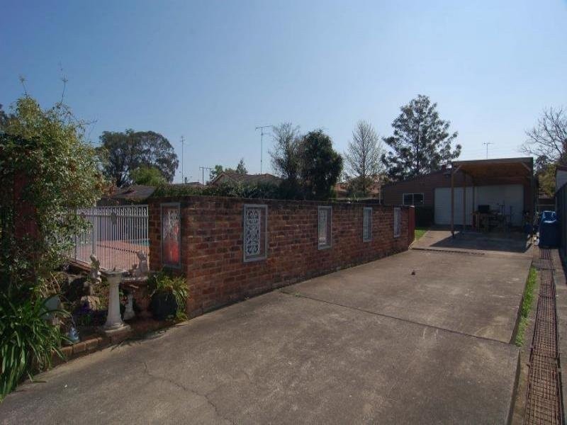 8 Woods Road, South Windsor NSW 2756