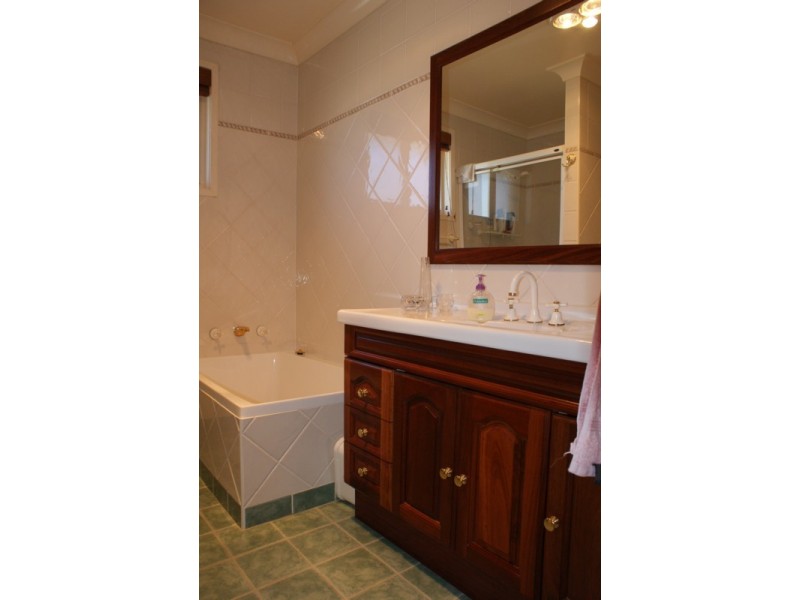 7 Meares Road, Mcgraths Hill NSW 2756
