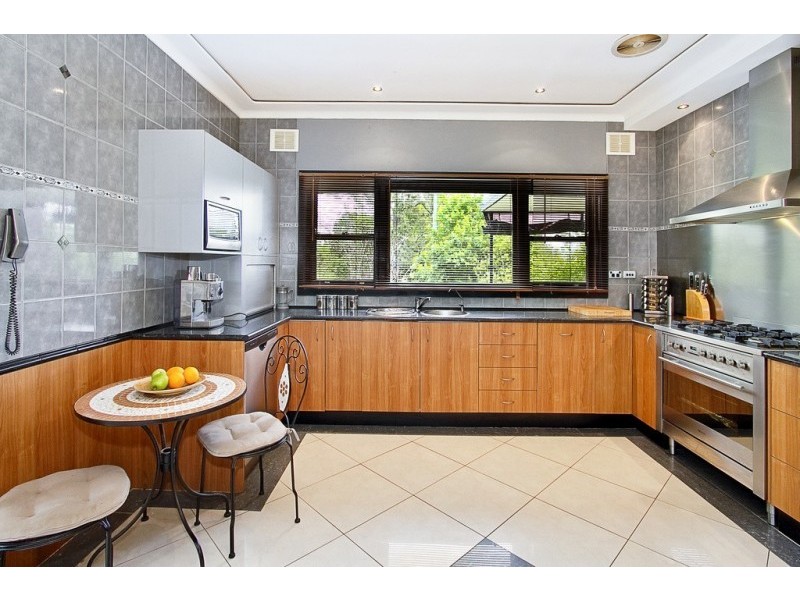 7 Claremont Crescent, Windsor NSW 2756