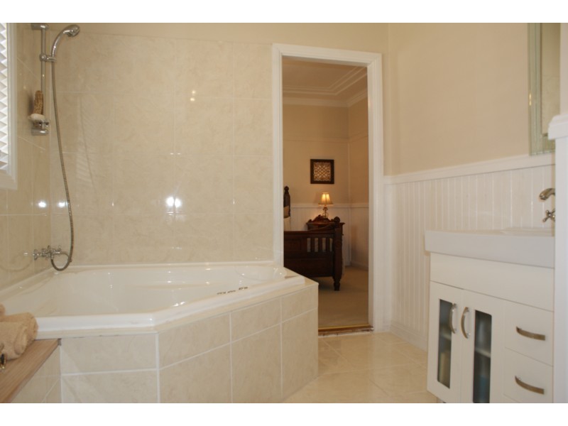 2 Fairfield Avenue, Windsor NSW 2756