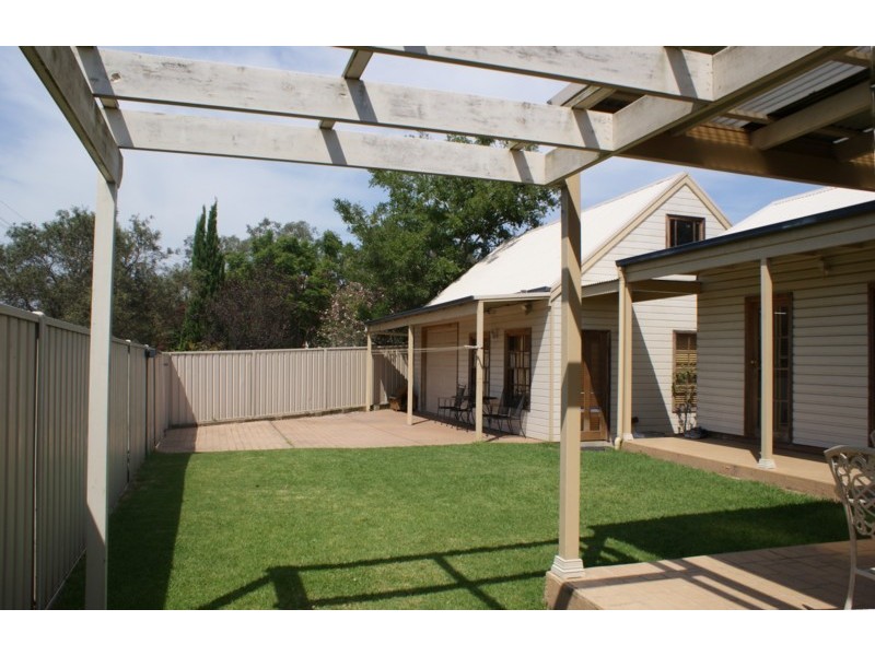 2 Fairfield Avenue, Windsor NSW 2756