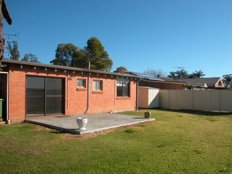 2/86 Dight Street, Richmond NSW 2753