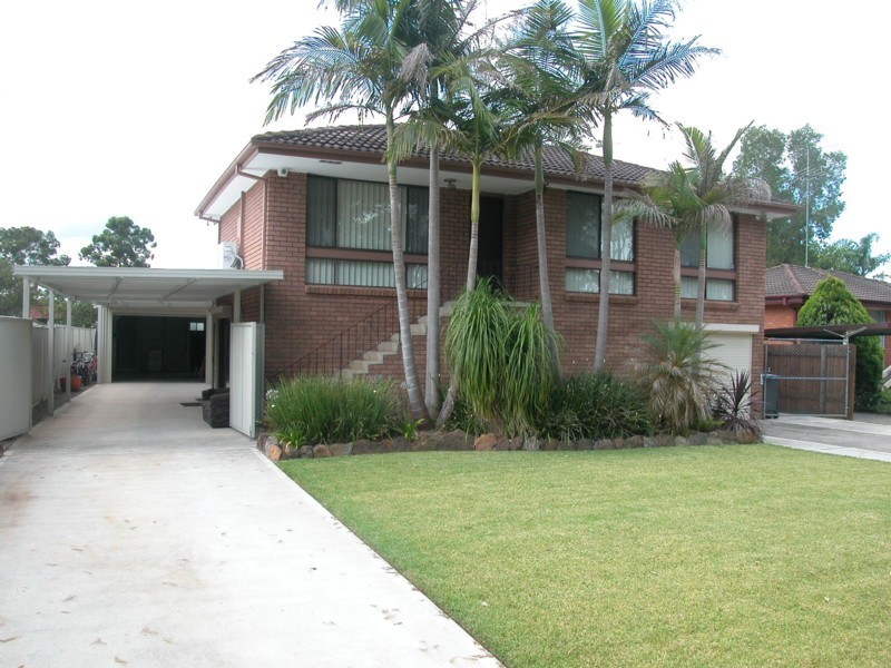 15 McGrath Road, Mcgraths Hill NSW 2756