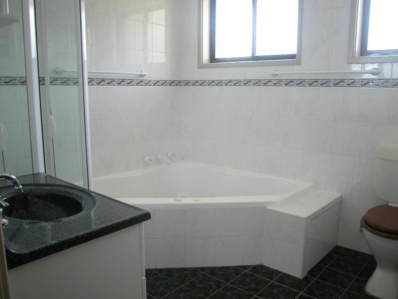 15 McGrath Road, Mcgraths Hill NSW 2756