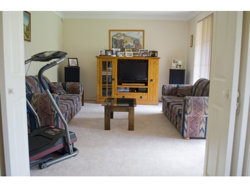 5 Canoona Avenue, Windsor Downs NSW 2756