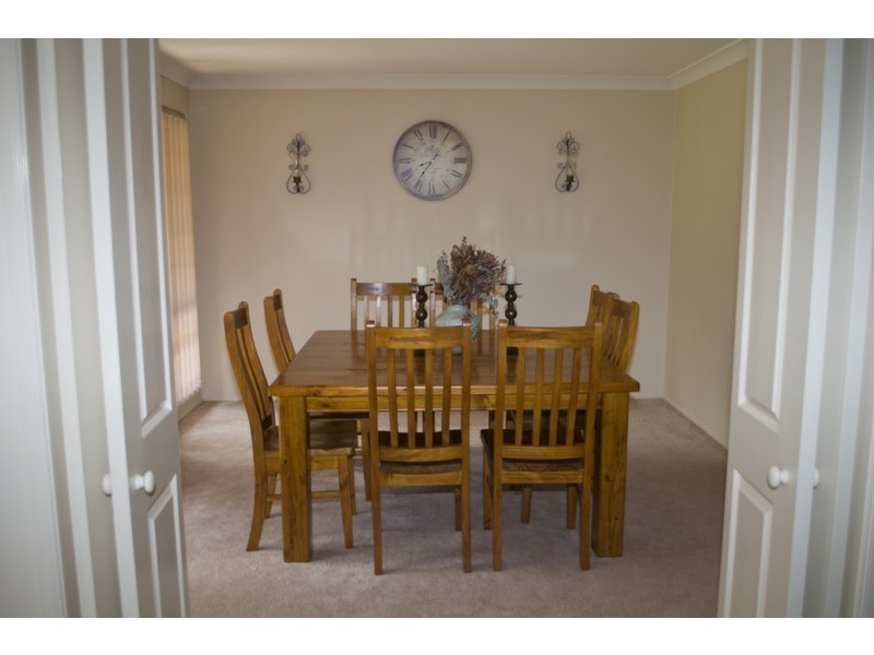 5 Canoona Avenue, Windsor Downs NSW 2756