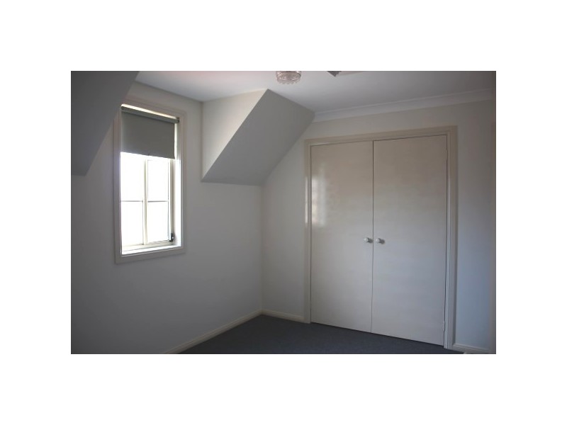 2/100 Windsor Street, Richmond NSW 2753