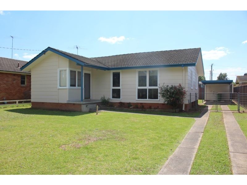 3 Douglas Street, Richmond NSW 2753