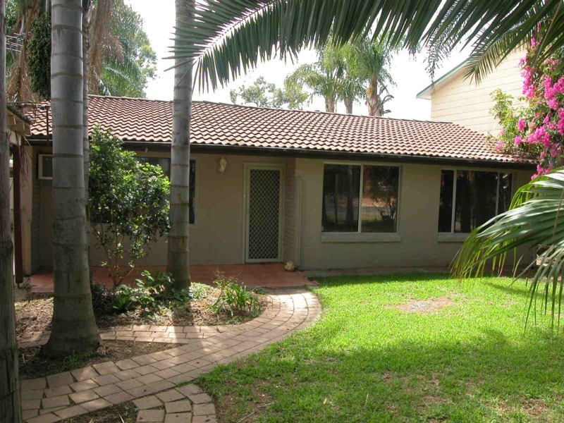 13 Cliff Road, Freemans Reach NSW 2756