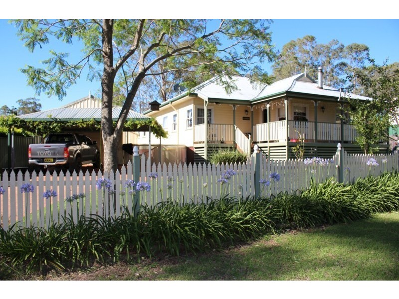 12 Ian Street, Glossodia NSW 2756