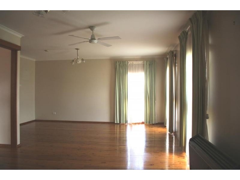 2 Golden Grove, Bligh Park NSW 2756