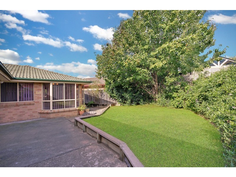 4 Benbow Close, Stanhope Gardens NSW 2768