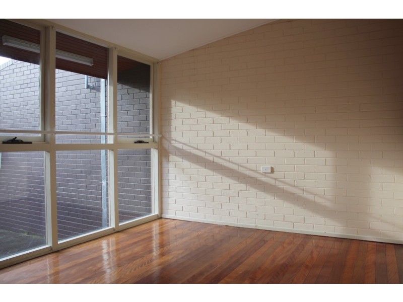 2/11 Kable Street, Windsor NSW 2756