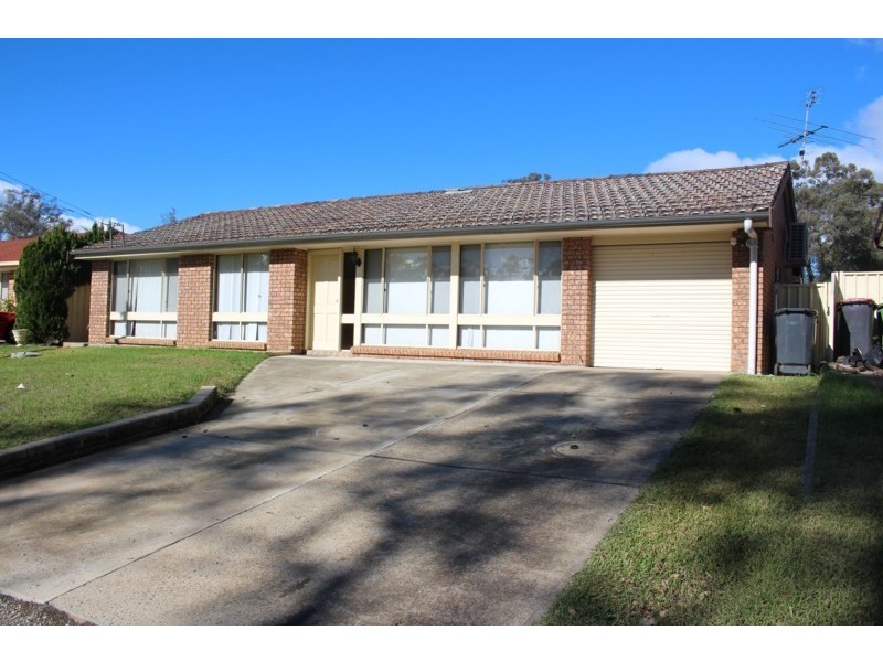 12 Mitchell Drive, Glossodia NSW 2756