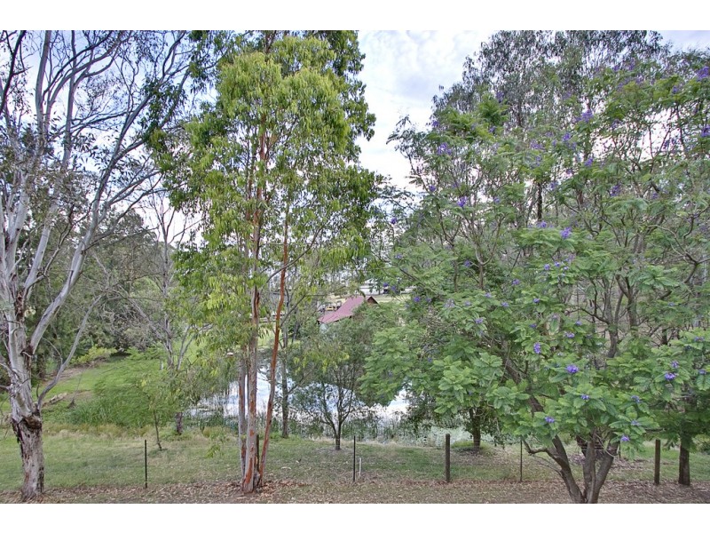 4 Avoca Road, Grose Wold NSW 2753