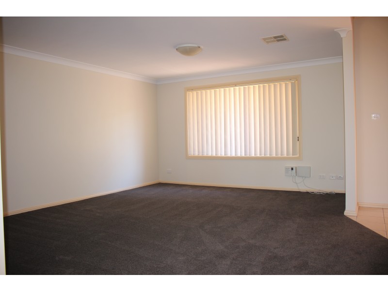 2/45 Church Street, South Windsor NSW 2756