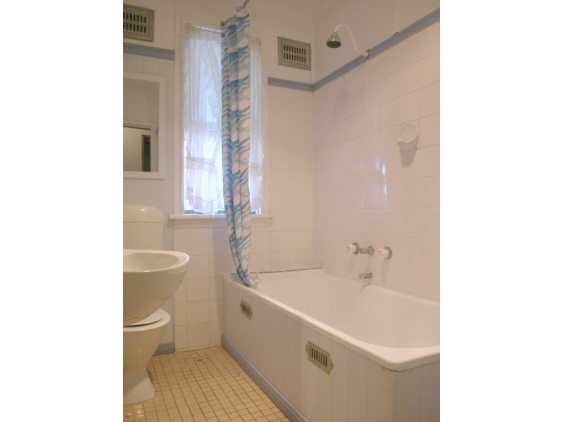 11 McQuade Avenue, South Windsor NSW 2756