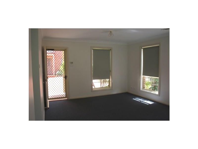 2/100 Windsor Street, Richmond NSW 2753