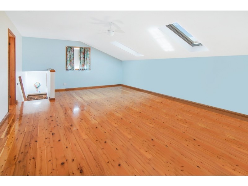 8 Garfield Street, Mcgraths Hill NSW 2756