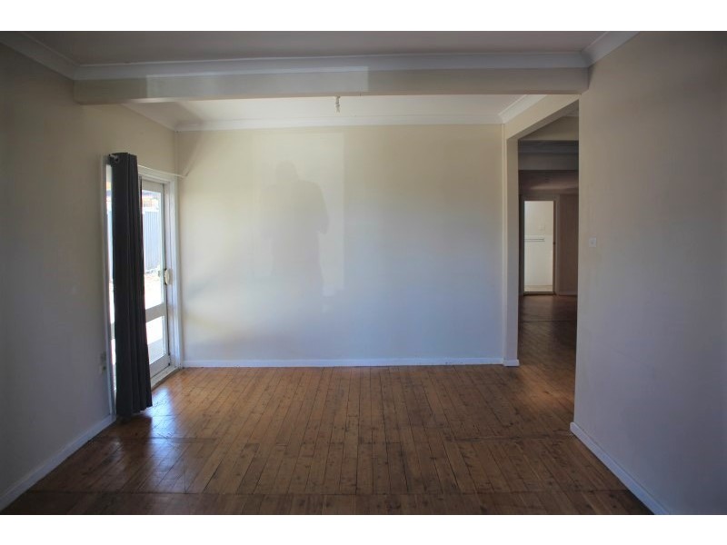 4 Woods Road, South Windsor NSW 2756