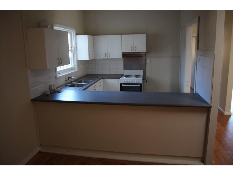 4 Woods Road, South Windsor NSW 2756