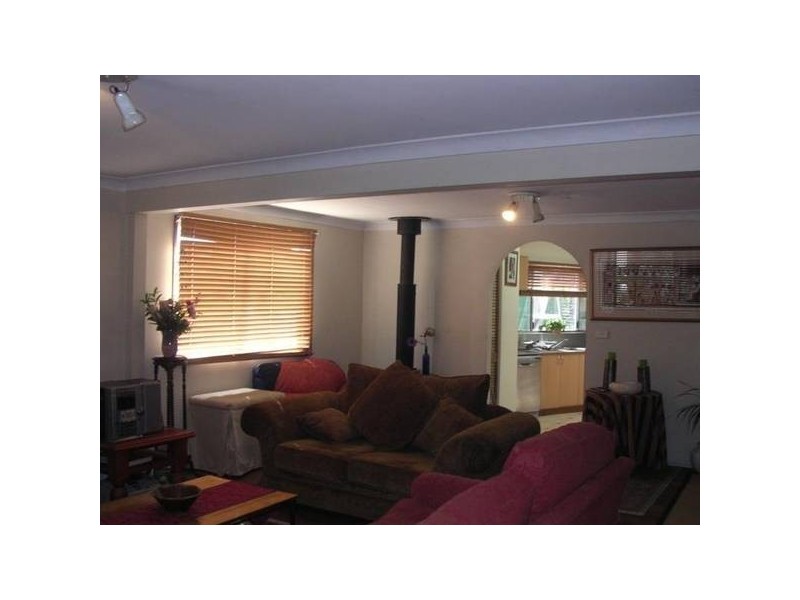 13 Cliff Road, Freemans Reach NSW 2756