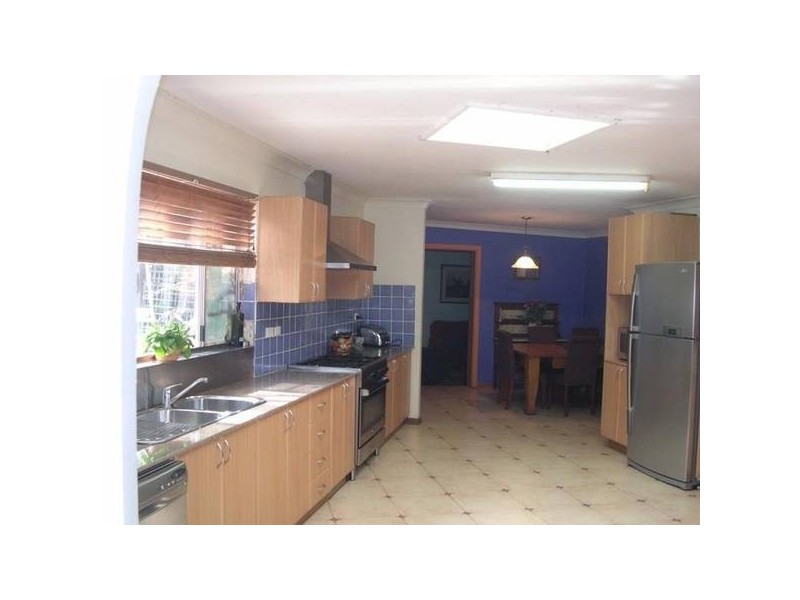 13 Cliff Road, Freemans Reach NSW 2756