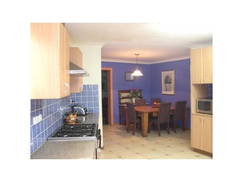 13 Cliff Road, Freemans Reach NSW 2756