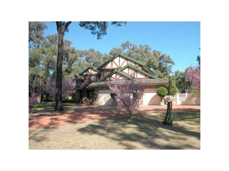 50 Barkly Drive, Windsor Downs NSW 2756