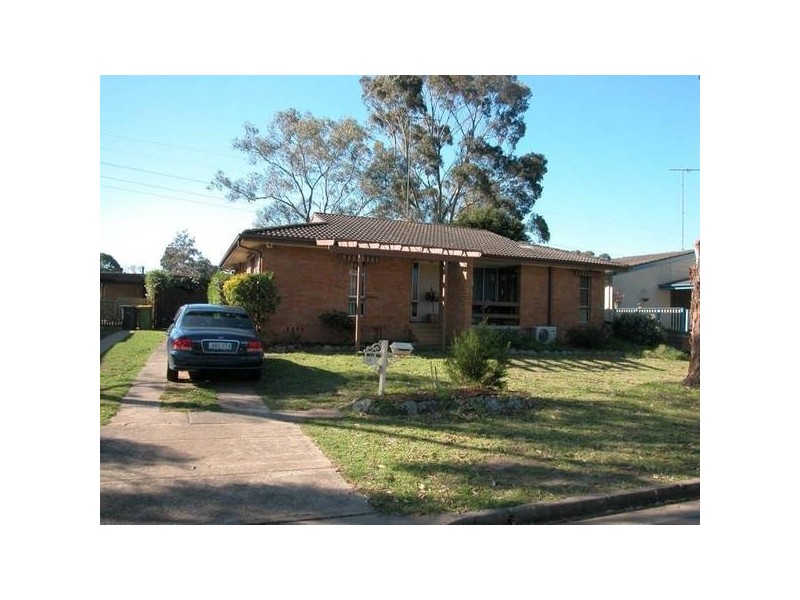 14 McKellar Crescent, South Windsor NSW 2756