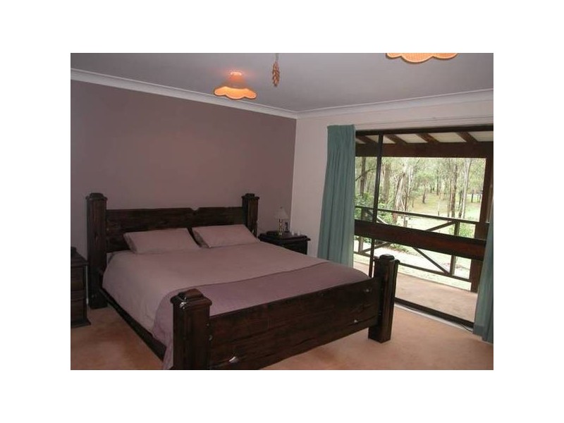 6 James Street, Glossodia NSW 2756